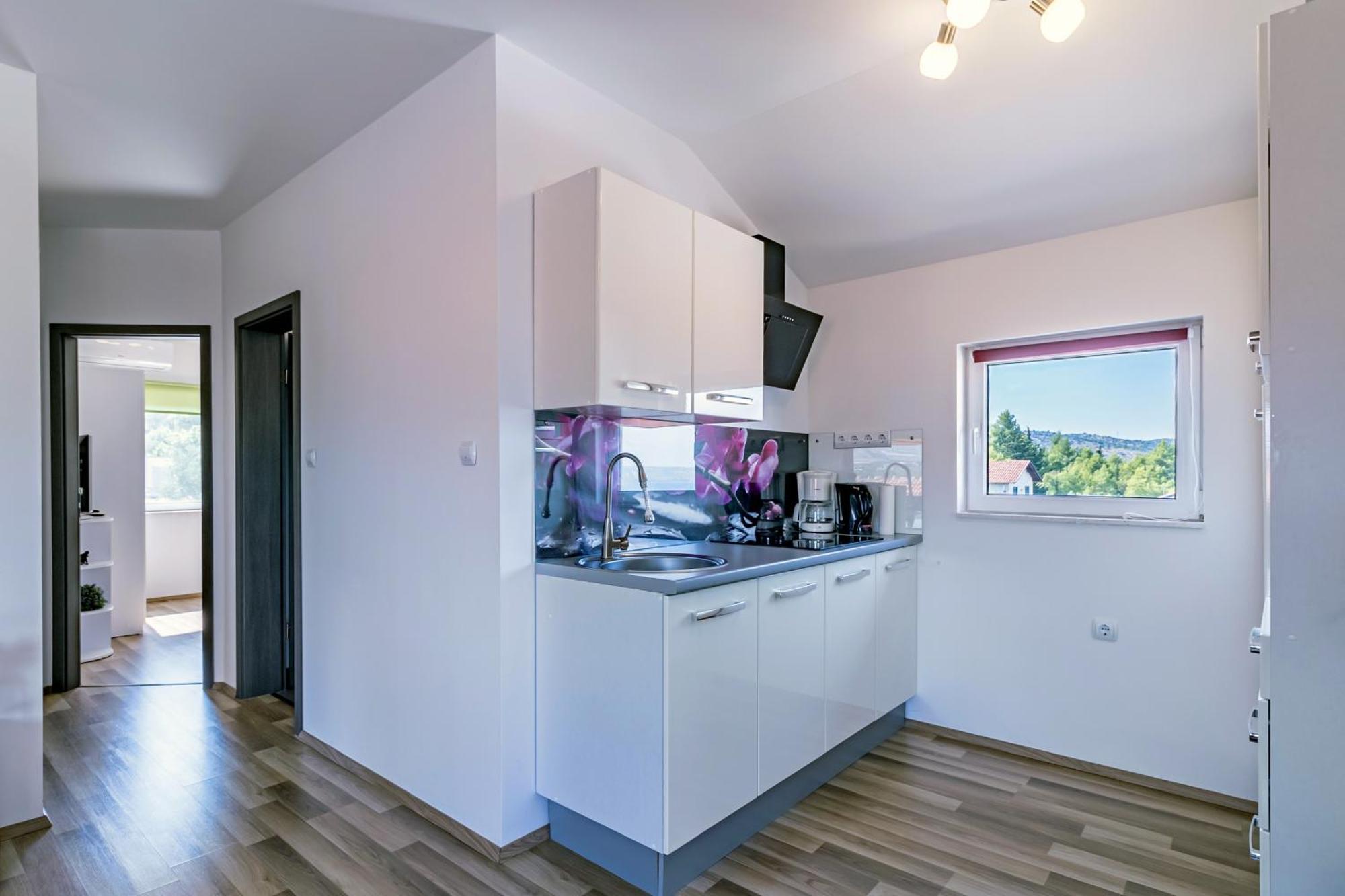 Apartments With A Parking Space Bilice, Krka - 13545 Šibenik Екстериор снимка